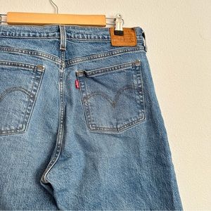 Levi’s Wedgie Straight Leg Jeans Button Fly